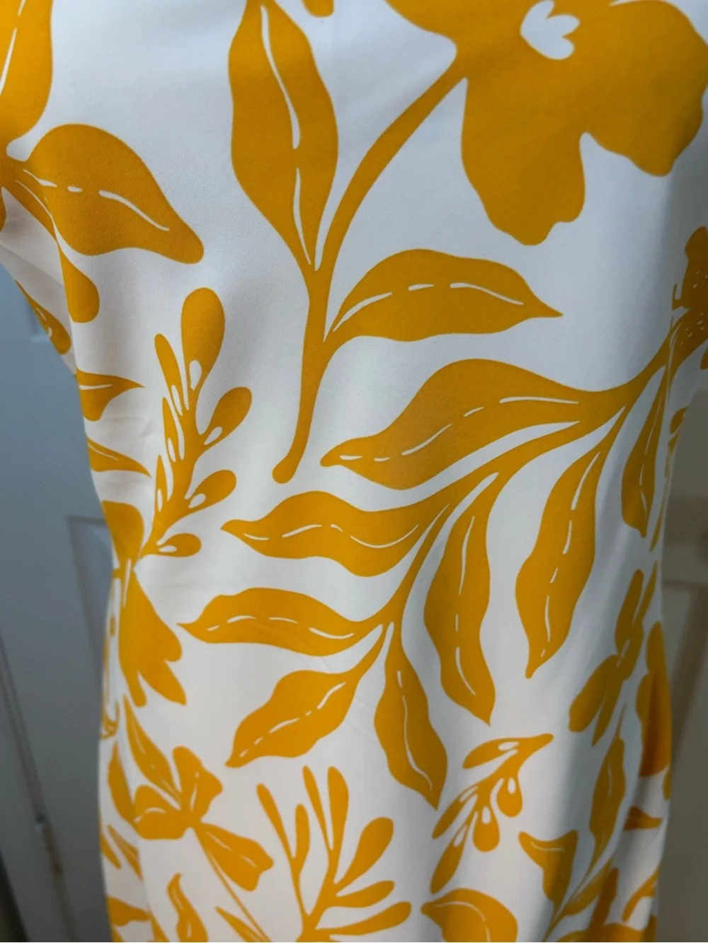 Abercrombie & Fitch White & Yellow Floral Midi Dress - Women’s, Size M NWT